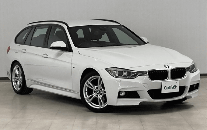 ☆新☆入庫車紹介！！ BMW320iツーリング01