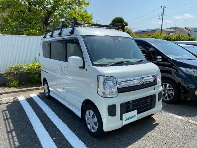 スタッフおすすめ車種の紹介 01