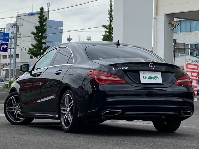 岐阜市　中古車販売　おすすめ車両の紹介！【H28 M.ベンツ CLA180 スポーツ 黒】05