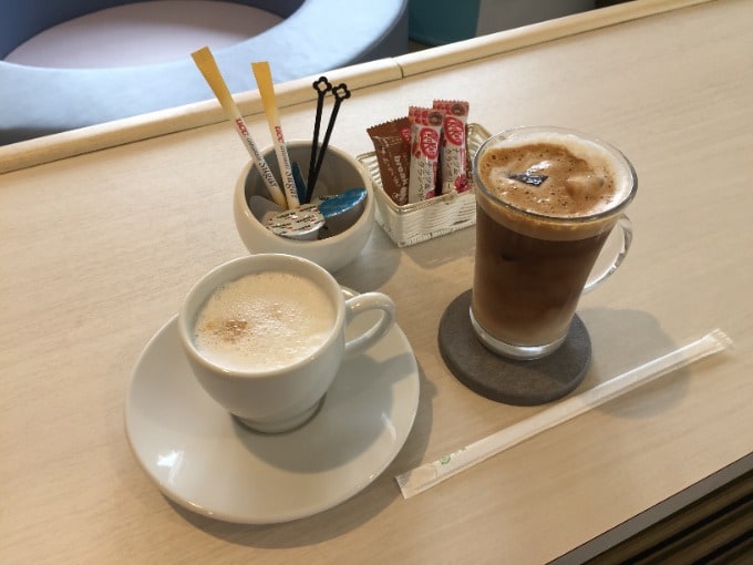 店内カフェの紹介です！01