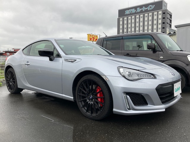 新着在庫情報！　スバル BRZ STIスポーツ01