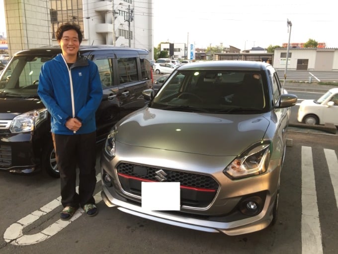 祝 スイフトご納車おめでとうございます 盛岡市 中古車 車査定 G ガリバー盛岡店 お客様事例 購入 納車