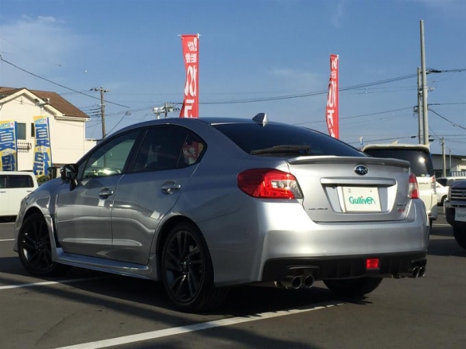 おすすめ車両紹介！「スバル　WRX S4　2.0GTアイサイト」02