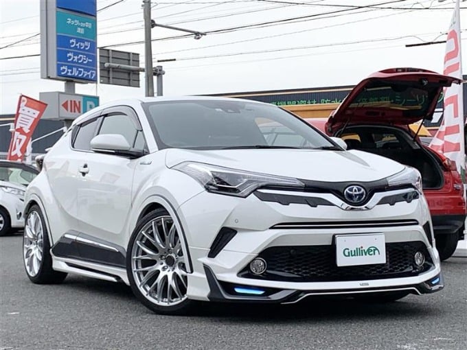 津島市　中古車販売　【H29 トヨタ  C-HR G】入荷しました！01