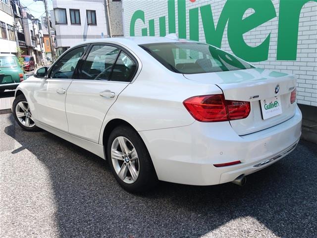 BMW320i入荷しました！02