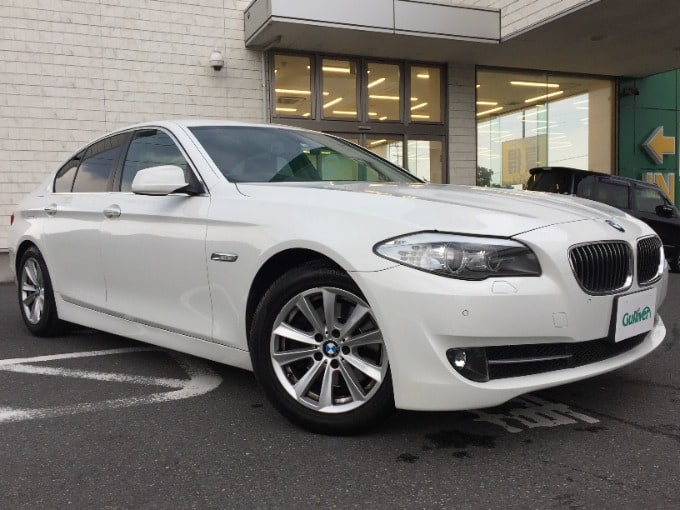 入荷車両のご紹介　☆BMW523i☆01