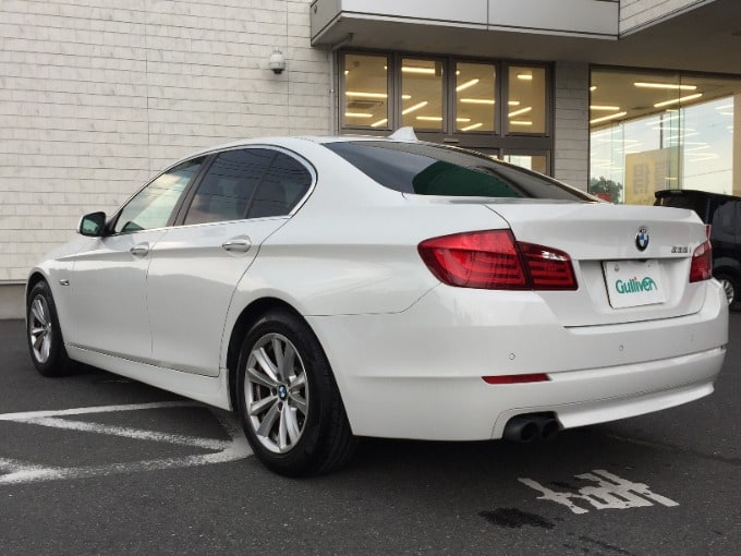 入荷車両のご紹介　☆BMW523i☆02