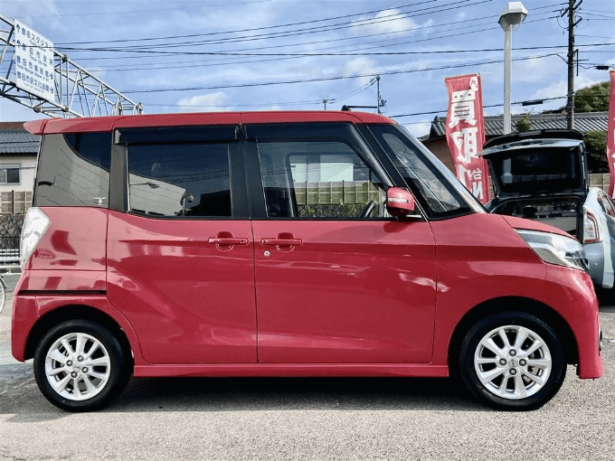 豊田市　中古車販売　オススメ車両のご紹介！　派手な車！どこでもドア？【H27 日産 デイズ ルークス ＨＷＳ Ｘ Ｖセレ ＋SafetyⅡ】07