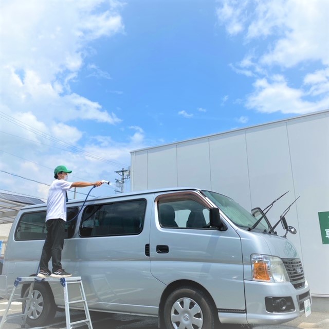 【ガリバー伊賀上野店】大きなコモワゴン☆洗車中！01