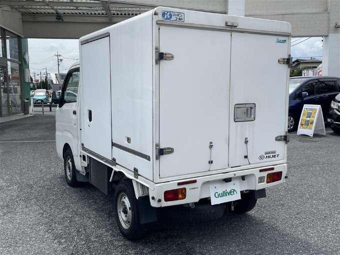 ★☆★中古車入荷情報★☆★  H28年式　ハイゼットトラック　冷凍・冷蔵車02