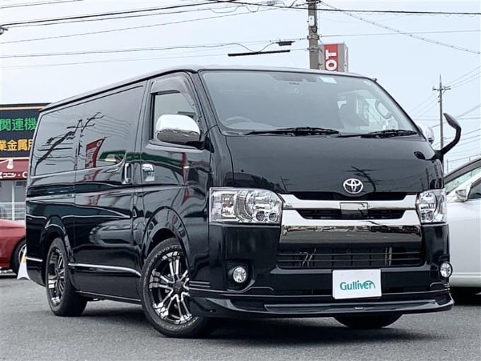 津島市　中古車販売　【H30　ハイエースバン】入荷しました！01