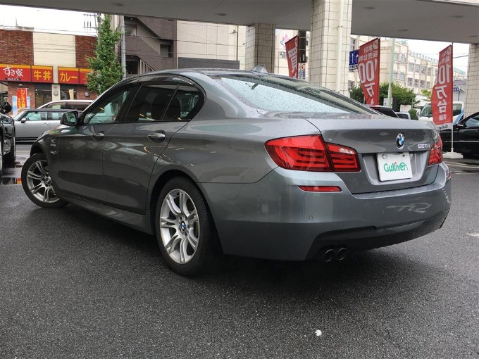 ✰入荷情報！ '11 ＢＭＷ ５２８ｉ Ｍスポーツ（ディーラー車）✰03