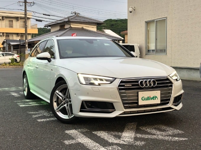 H30年式　アウディ　A4 アバント45　TFSI　クワトロ　スポーツ　Sラインパッケージ　入荷しました！01