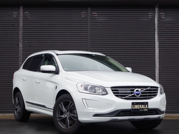 '17モデル　 ボルボ ＸＣ６０ Ｄ４ クラシック入荷！！01