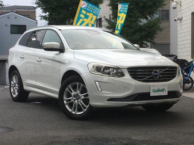 ✰入荷情報！'15 ボルボ ＸＣ６０ Ｔ５ ラグジュアリーＥＤ（ディーラー車）✰01