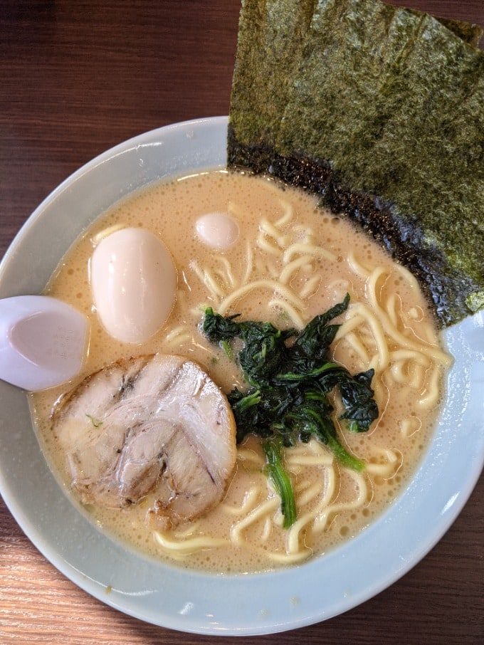 暑い時こそラーメンがおいしいです！！！01