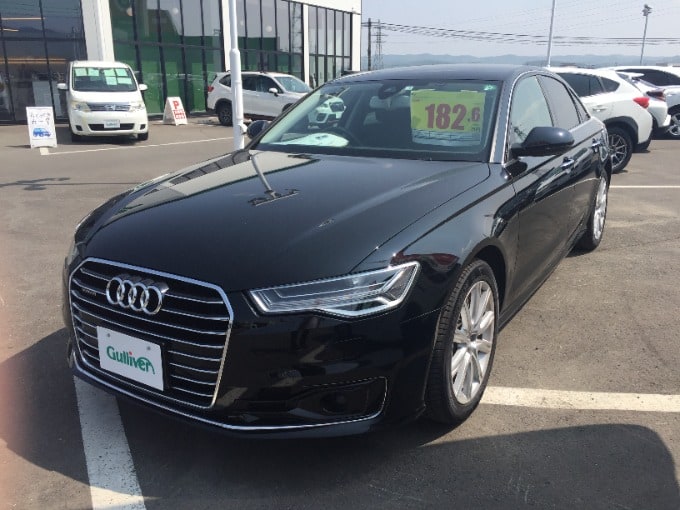 アウディA4  A5  A6  Q3   Q5    入荷しています！！！02