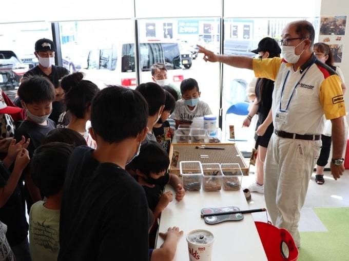 ガリバー大村　夏イベントカブトムシ釣り大会04