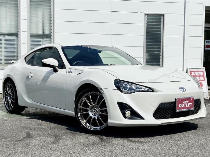 豊田市　中古車販売　オススメ車両のご紹介！【H26 トヨタ ８６ ＧＴ リミテッド】01