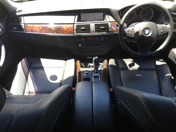 ✰入荷情報！ '10 ＢＭＷ Ｘ５ ｘＤｒｉｖｅ ３５ｉ✰02