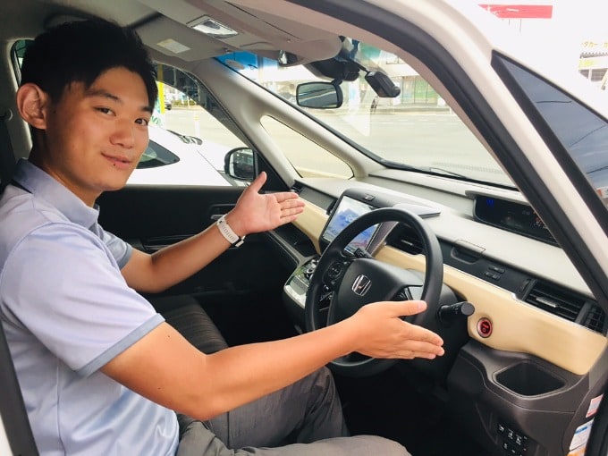 自由に行動を求めた車、ホンダフリード入荷！！！02