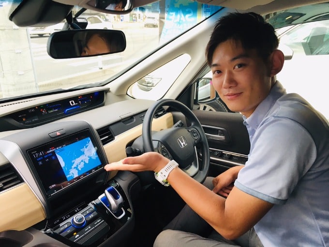 自由に行動を求めた車、ホンダフリード入荷！！！04