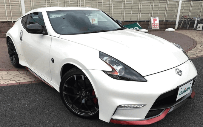 フェアレディZ、NISMOとの違いは？？01