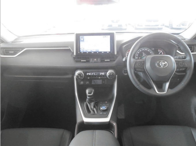 オススメ車両　入荷情報！！！　人気車種　RAV4入荷しました！03