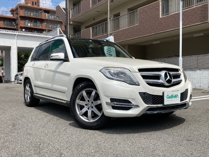 ☆ご入庫のお知らせ☆　H25  ベンツ　GLK350　01