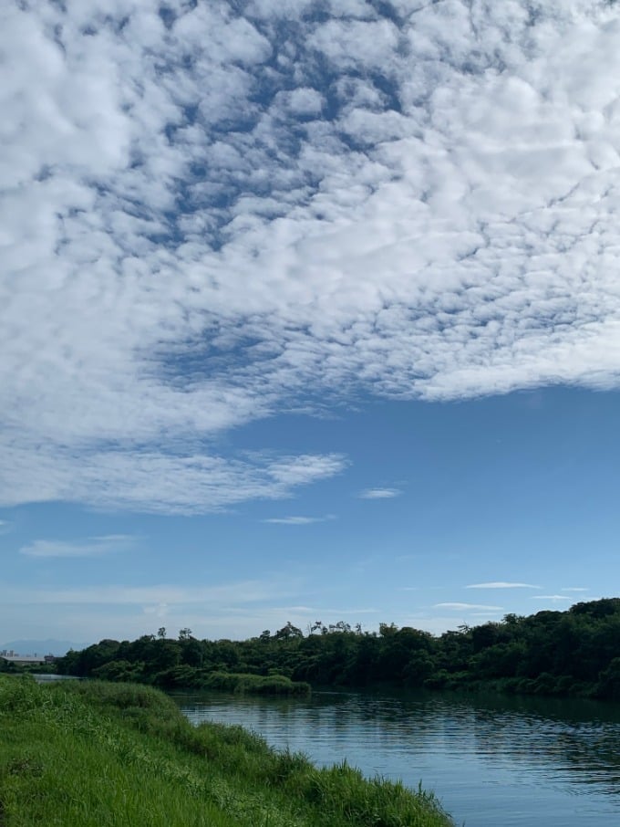 金沢増泉店　素敵な秋空　〜犀川〜01