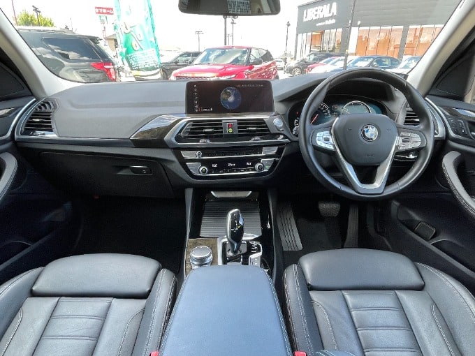 BMW　X3　入荷いたしました！02