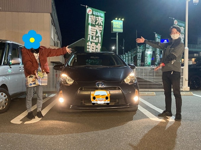 D様アクアのご納車おめでとうございます。01