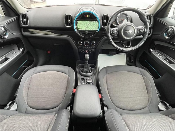 ☆'17 ＢＭＷ ミニ クロスオーバー クーパー Ｄ オール４☆02