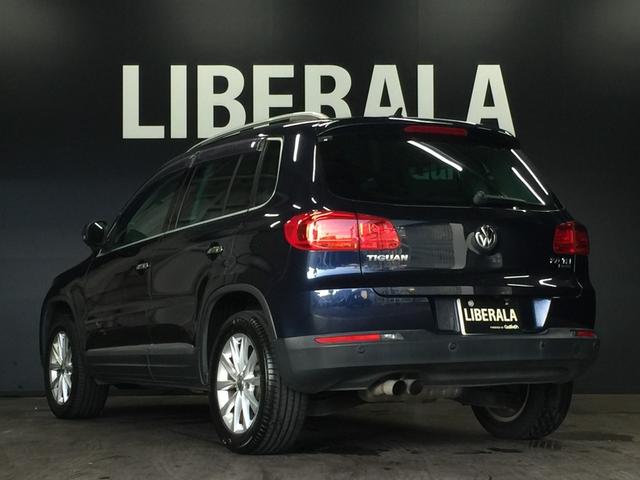 ☆最新入荷情報☆　VW ティグアン 2.0TSIライストゥン4モーション　平成27年式　入荷しました03