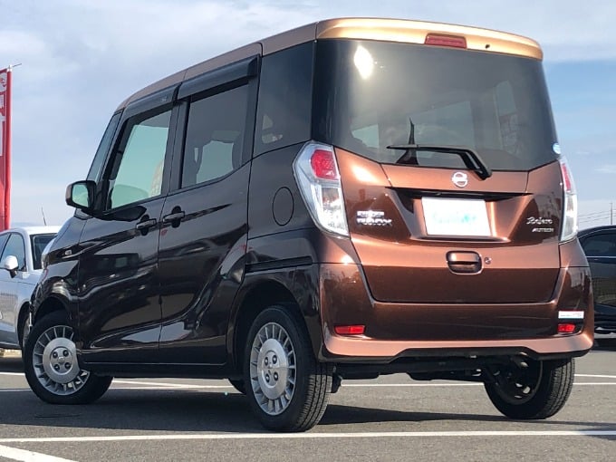 車買取 中古車販売ならガリバー鳥取店【新着在庫】日産 デイズルークス ボレロ 入荷♬02