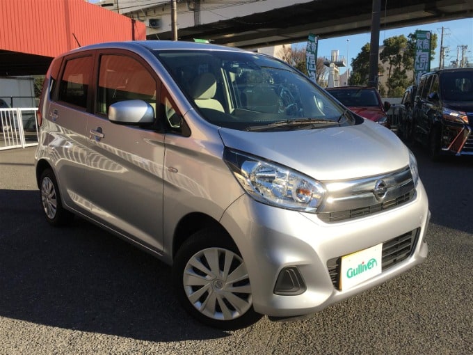 ☆中古車入庫情報☆　日産　デイズ01