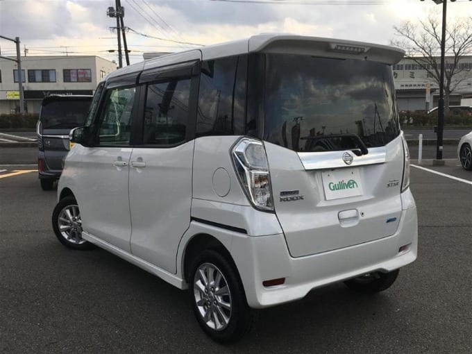 車買取 中古車販売ならガリバー鳥取店【新着在庫】日産 デイズルークス 4WD 入荷♬02