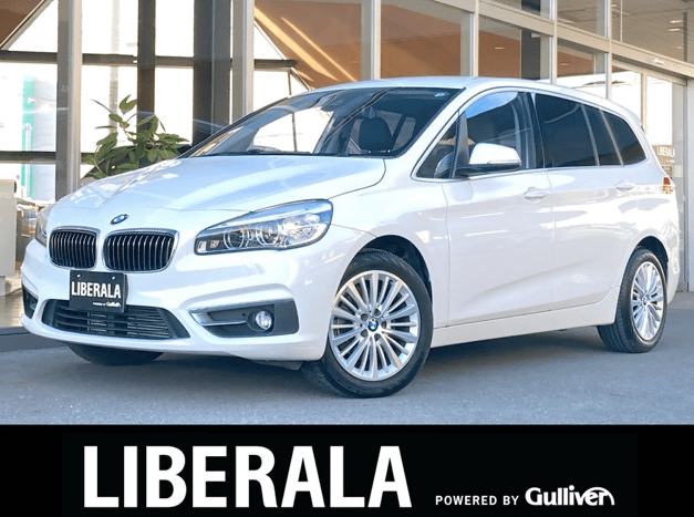 BMW 2シリーズ 7人乗り 入荷致しました☆01