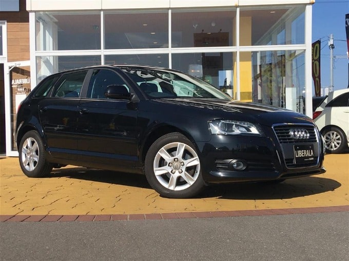 アウディ Ａ３ スポーツバック １．４ ＴＦＳＩ（ディーラー車）入荷しました01