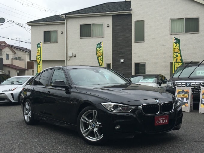 BMW320i入荷しました！01