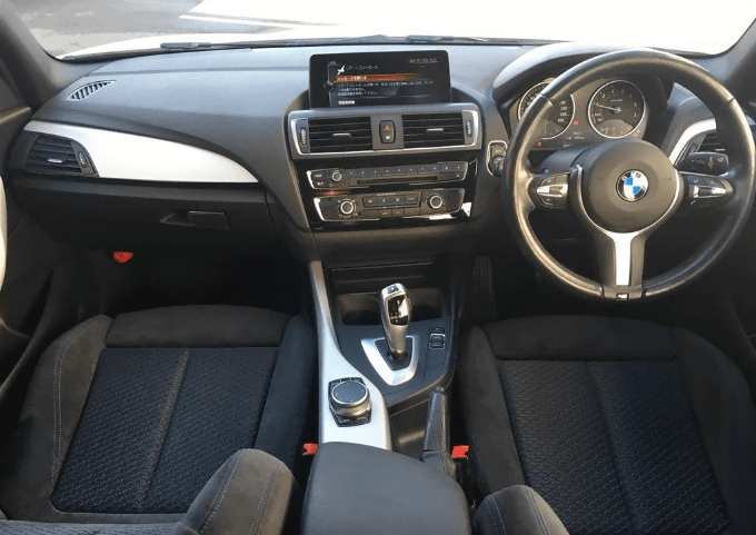  '17 ＢＭＷ １１８ｉ Ｍスポーツ（ディーラー車）  入荷しました！小山市　中古車販売　車査定　ガリバー03