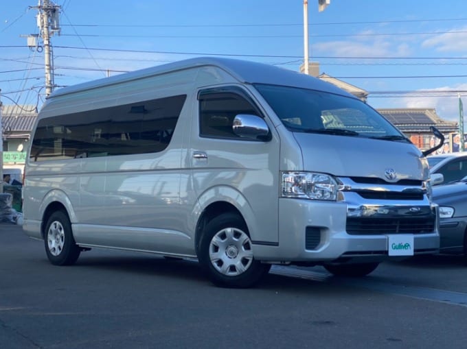 中古車入荷情報！ H27 トヨタ ハイエース グランドキャビン01