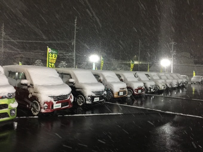 岡山県北の車買取販売ならガリバー津山店　スタッドレスタイヤまだまだ必要そうです！01