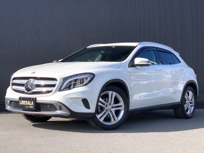 2014年式 メルセデスベンツ GLA180 入荷致しました。01