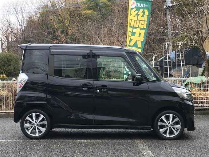 【入荷情報】日産のかっこいいハイトワゴンが入荷しました！＃デイズルークス02