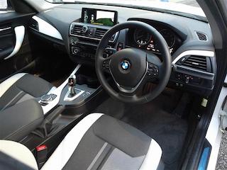 ☆最新入庫情報☆  '17 ＢＭＷ １１８ｉ スタイル（ディーラー車）04