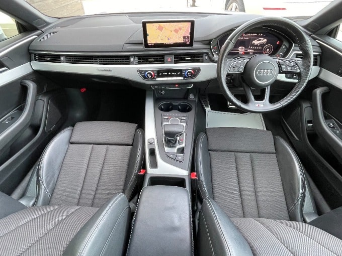 ☆'17 アウディ Ａ５　２．０ＴＦＳＩクワトロ スポーツ☆03