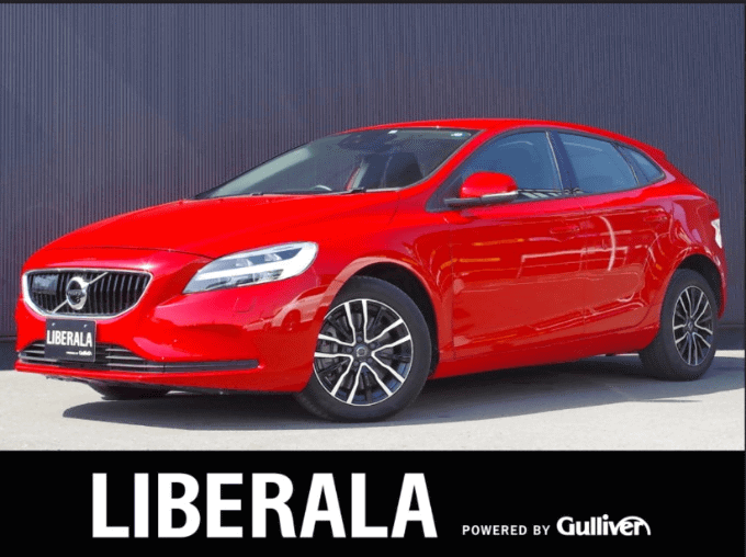 【新着在庫】VOLVO V40 T2キネティックが入荷いたしました。01