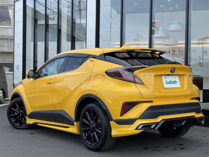  H29 トヨタ Ｃ－ＨＲ Ｇ　展示しております！02