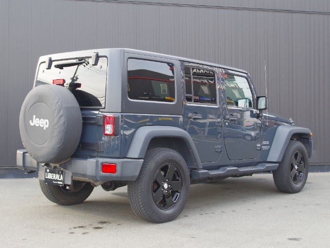 2017年式 Jeep ラングラーアンリミテッドスポーツ 入荷致しました。03